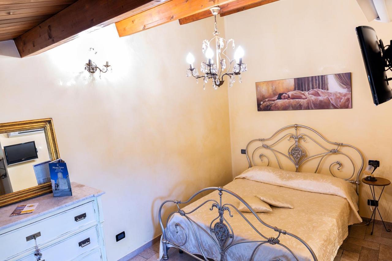 B&B Casa Fusco Fondi Exterior photo